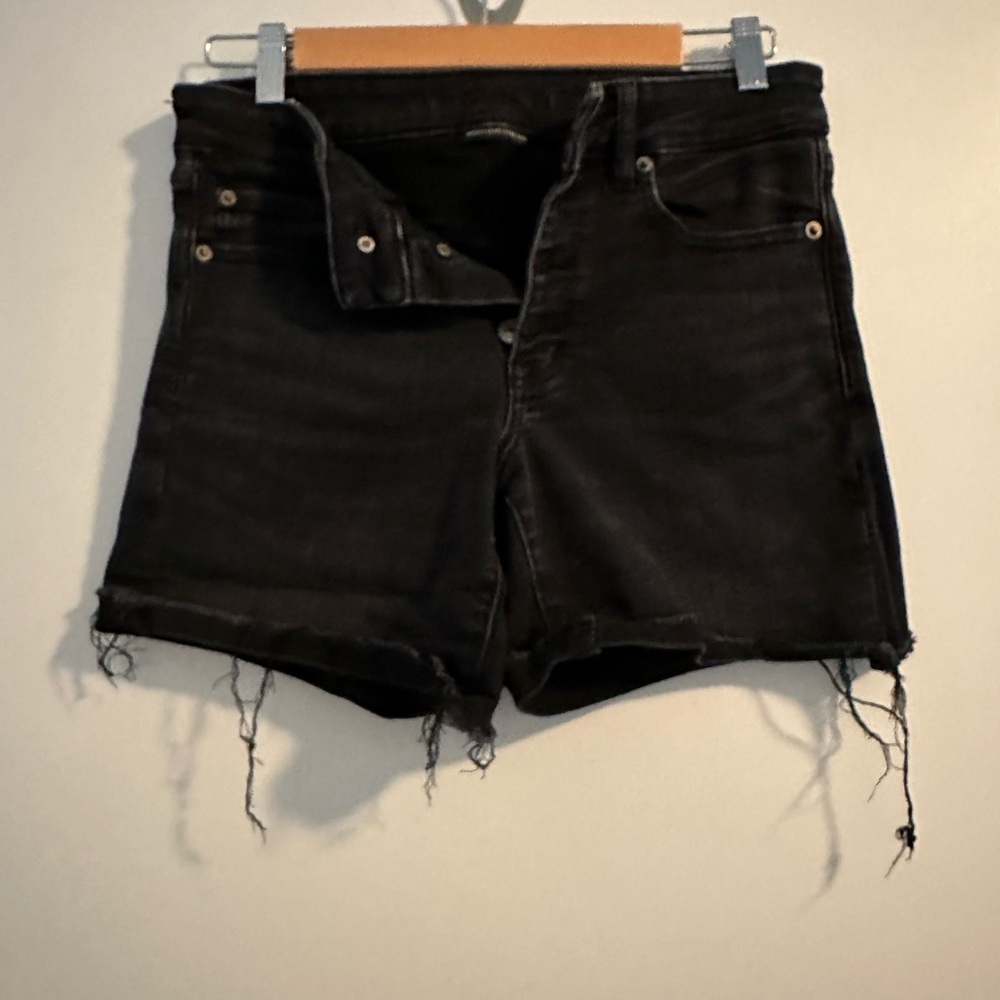 AE - midi short